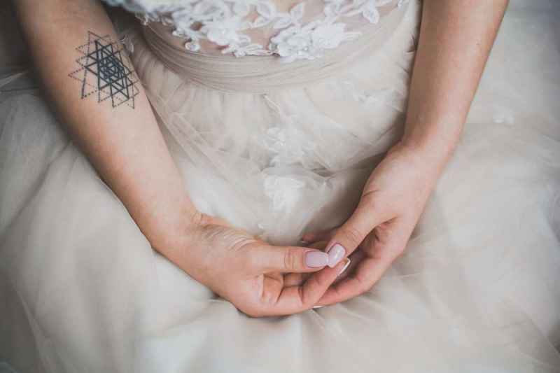 Wedding tattoo station: L'ultima tendenza interattiva per un matrimonio unico